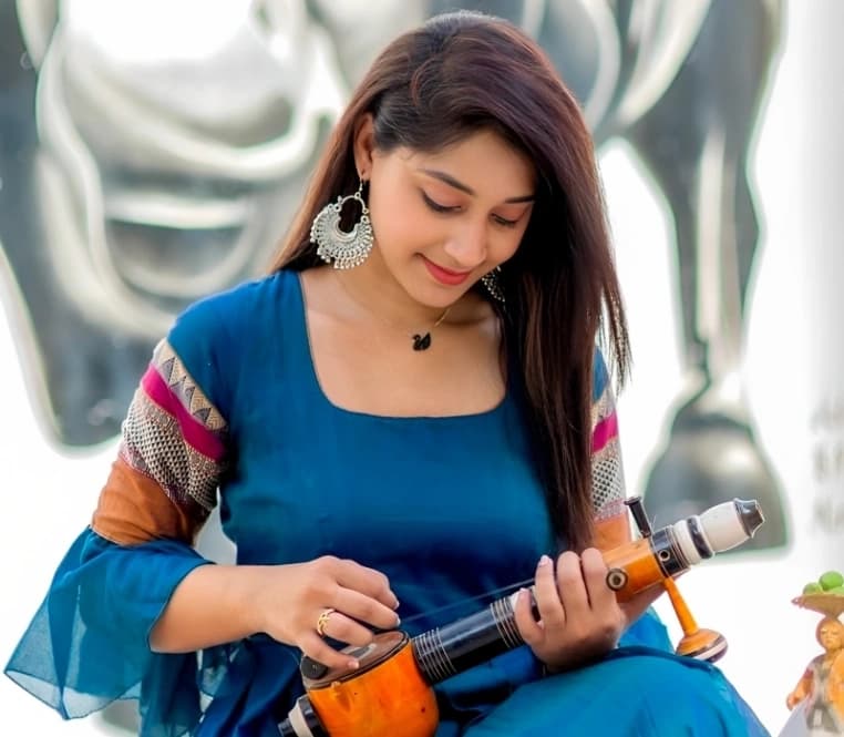 Image of Famous Influencer Leaked Nude Video Showing her Tits and Teasing her Bare Ass