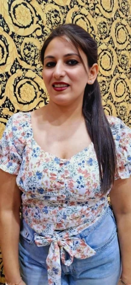 Image of Viral Desi Milf Shows Off Milky Boobs and Juicy Ass Before Sloppy Blowjob