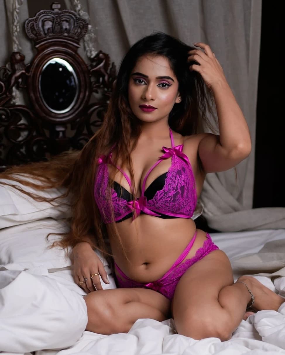 Image of Insta Influencer Dipshikha Roy Nude Nipple Leak Exposed App Content
