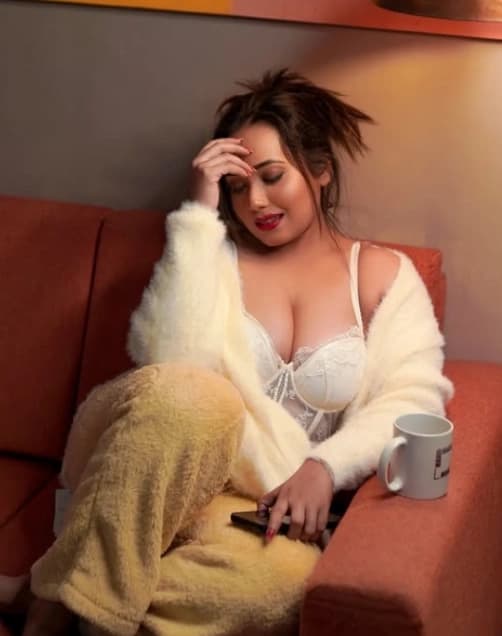 Image of Famous Insta Model Koyel Sarkar Stripping Full Nude in Bathtub Pressing Her Boobs and Hottest Expressions Leaked
