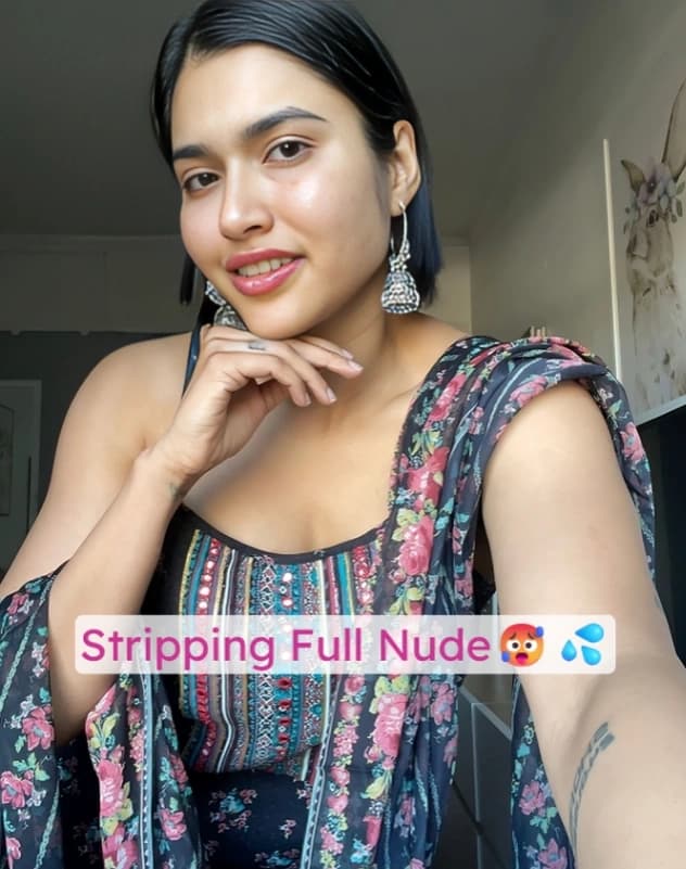 Image of Ravina Patel Leaked Nude: First Time Pussy Reveal with Face