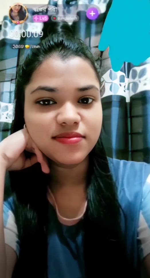 Viral Chamet Teen Exposes Boobs, Pussy & Asshole, Dildo Fucking Herself Live